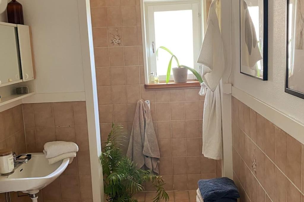 Apartment Right Next To The Golf Course And With The Ocean Just Around The Corner 정크스커 외부 사진